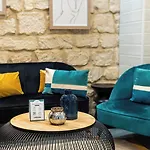 Lilas Blanc 3* פריז