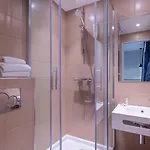 Lilas Blanc 3* פריז