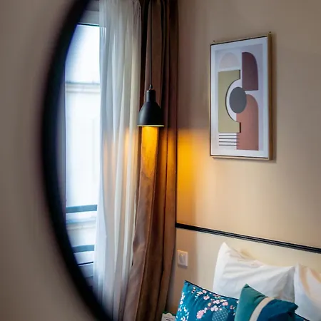 Lilas Blanc Szálloda 3*