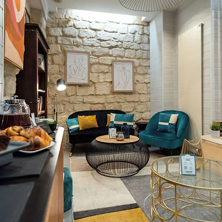 Lilas Blanc Szálloda 3*