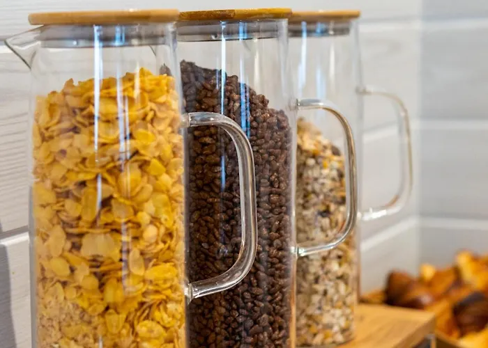 Lilas Blanc Hotel 3*