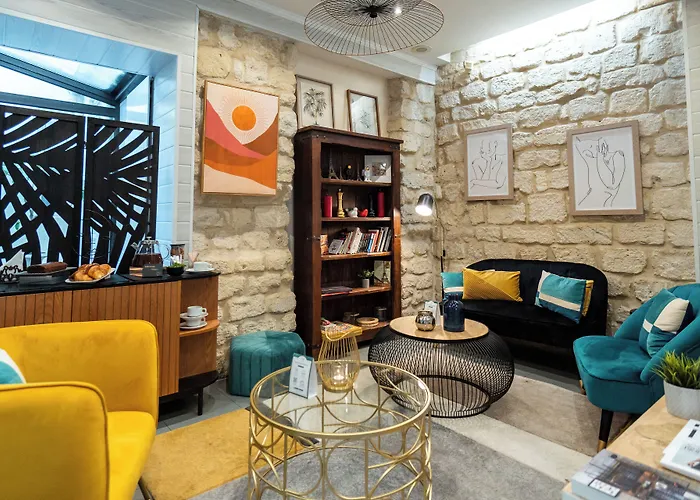 Hotel Lilas Blanc Paris