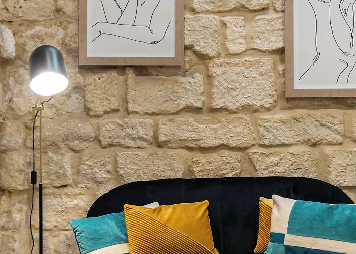 Lilas Blanc Παρίσι