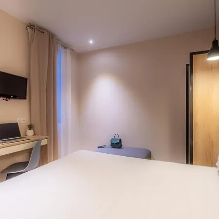 Lilas Blanc Hotel Paris