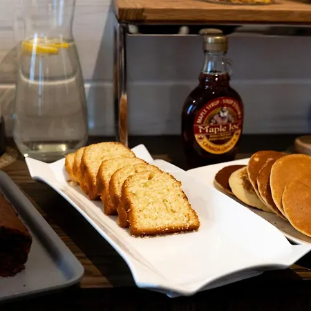 Lilas Blanc 3* Paris