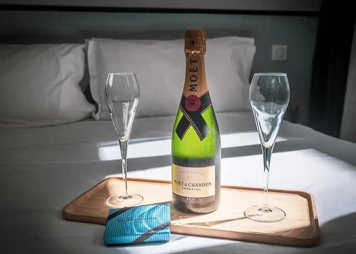 Lilas Blanc Hotel 3*