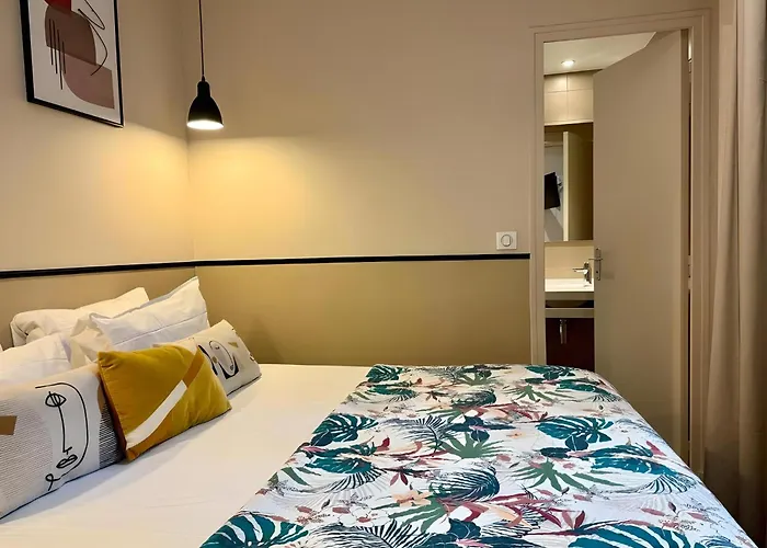 Hotel Lilas Blanc Parijs